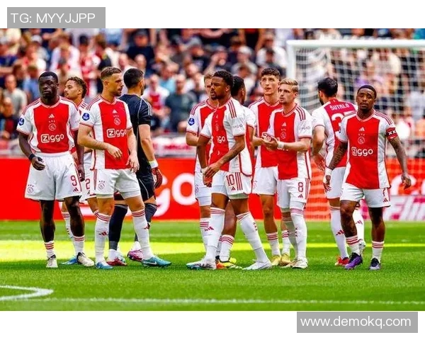 海伦芬主场迎战瓦尔韦期待精彩对决双方争夺关键积分之战