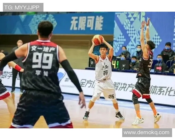 王泉泽:从青涩新秀到篮球场上的闪耀明星之路